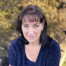 Photo of Deedra at size 250x250